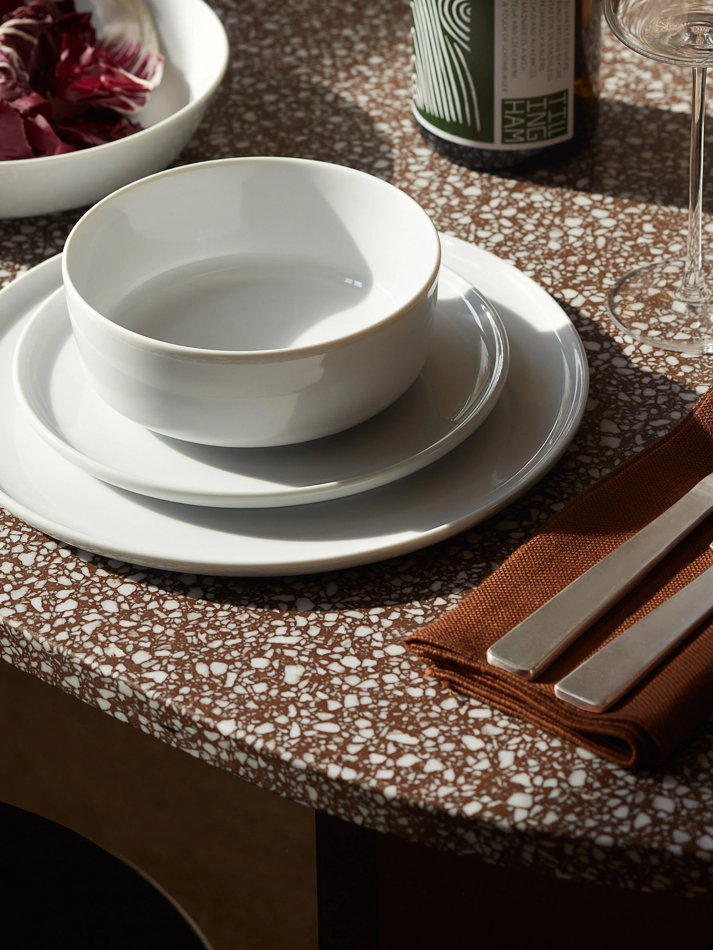 Dinnerware Bundle (16 Piece) - Image 9